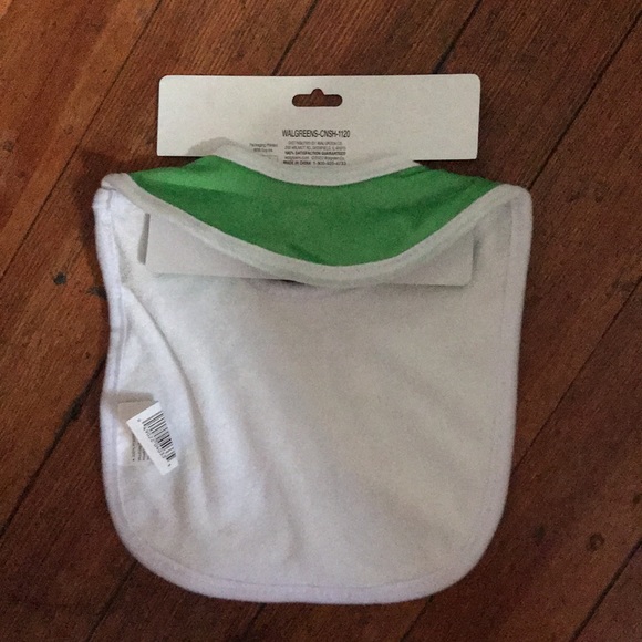 1st St. Patrick’s Day☘️Baby Bib! - Picture 4 of 5